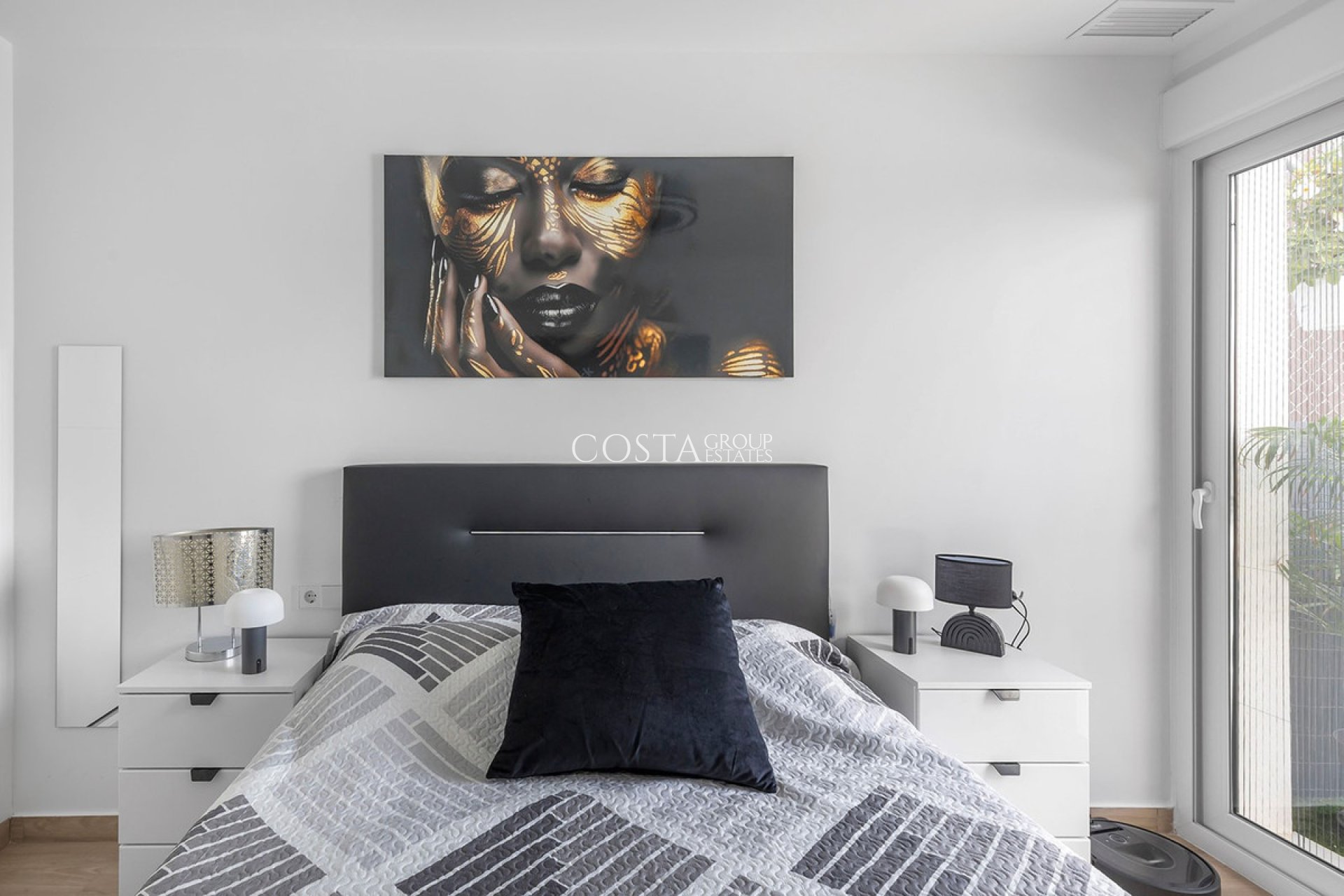 Herverkoop - Villa -
Orihuela Costa - Vista Bella Golf