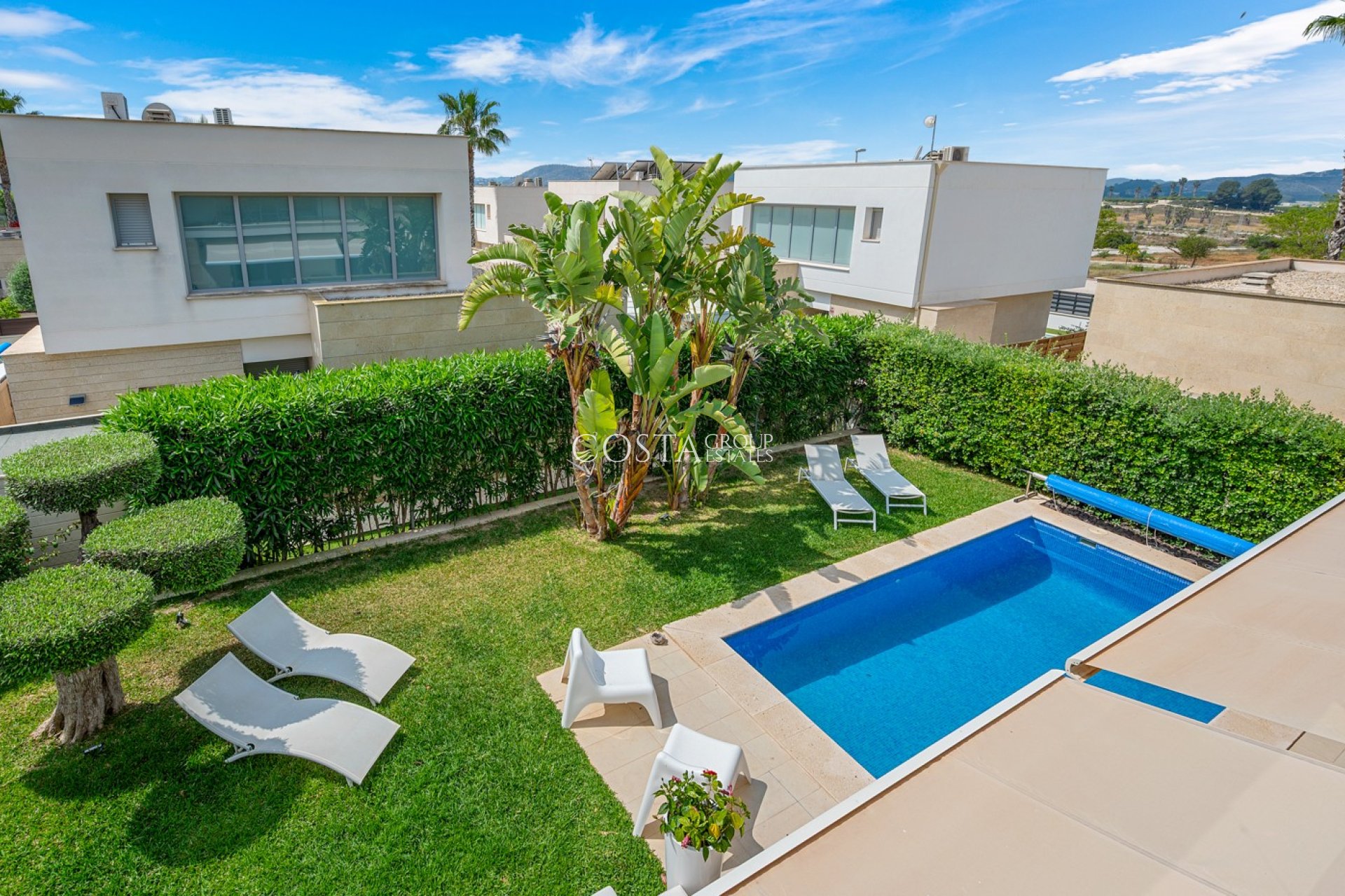 Herverkoop - Villa -
Orihuela Costa - Vistabella Golf