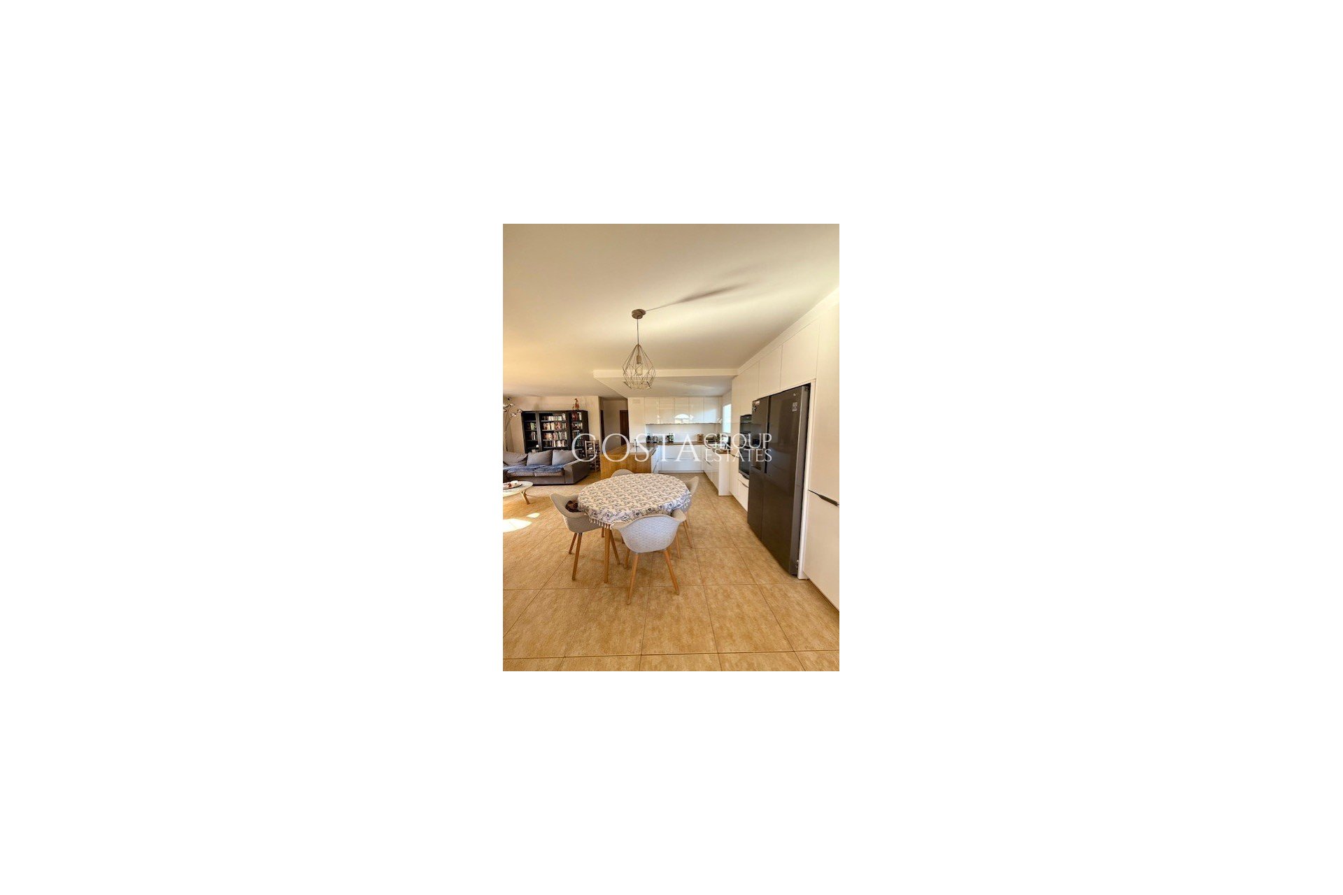 Herverkoop - Villa -
Orihuela Costa