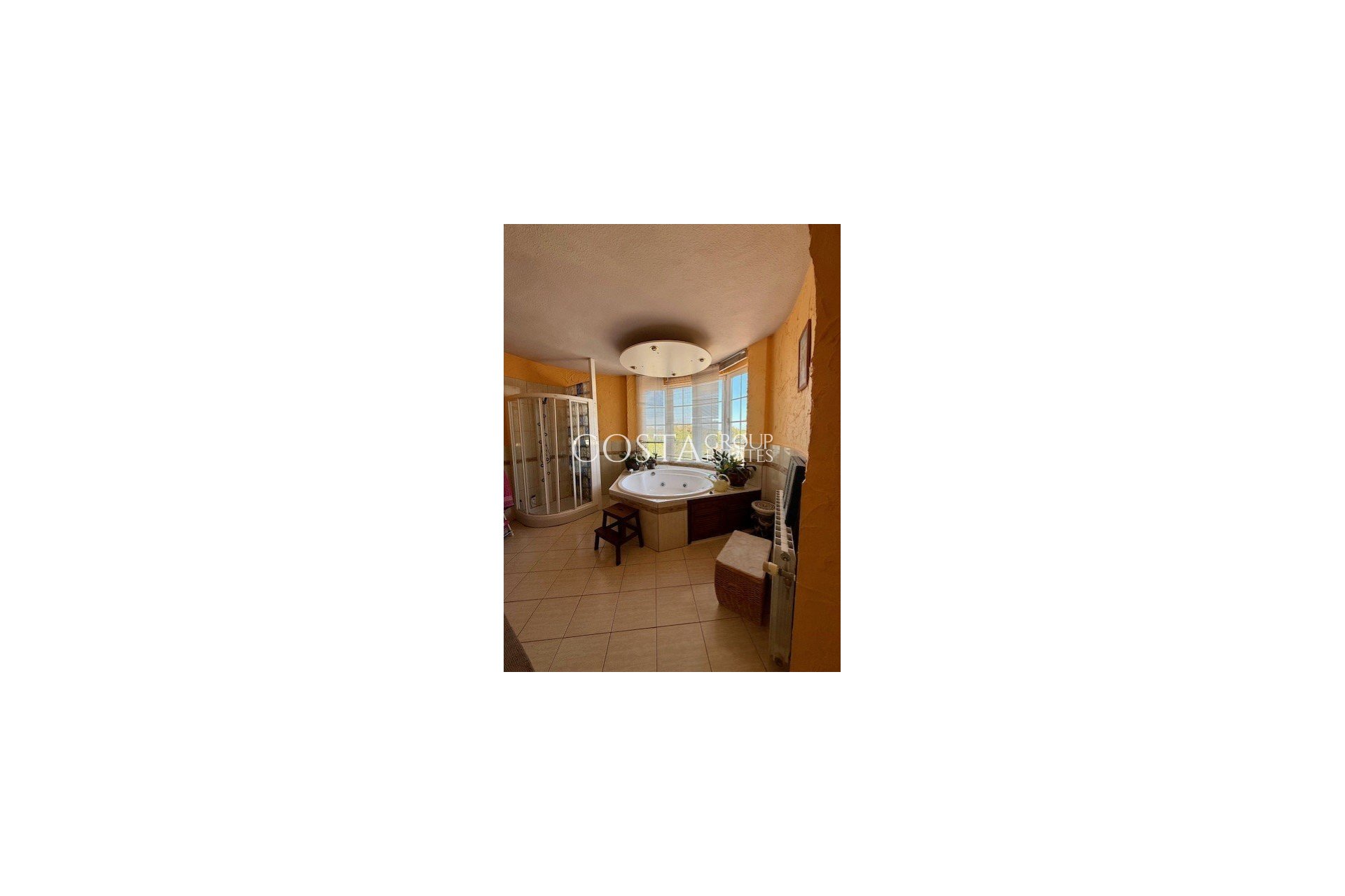 Herverkoop - Villa -
Orihuela Costa
