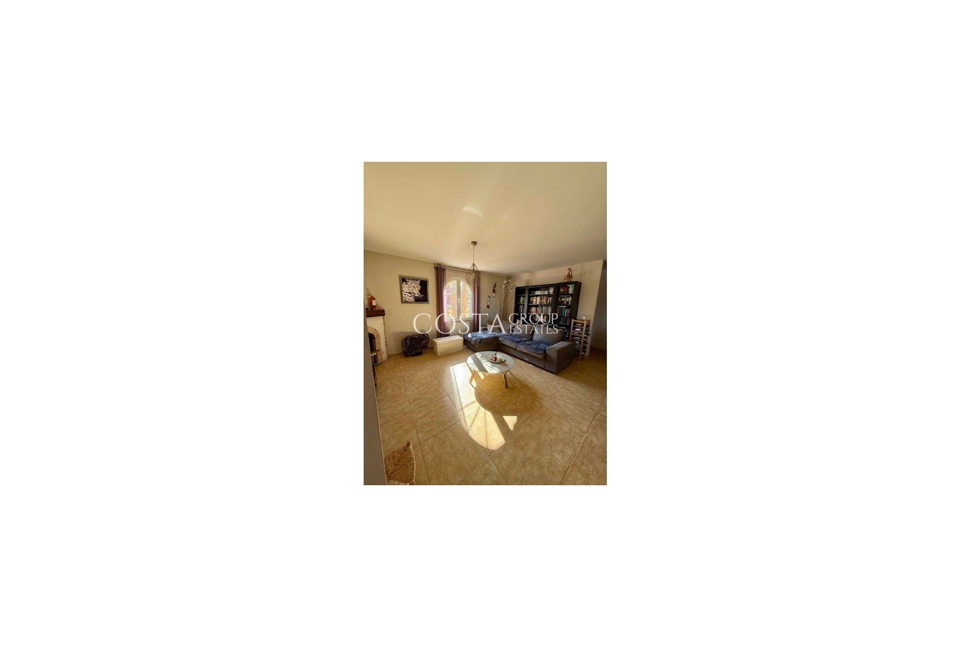 Herverkoop - Villa -
Orihuela Costa
