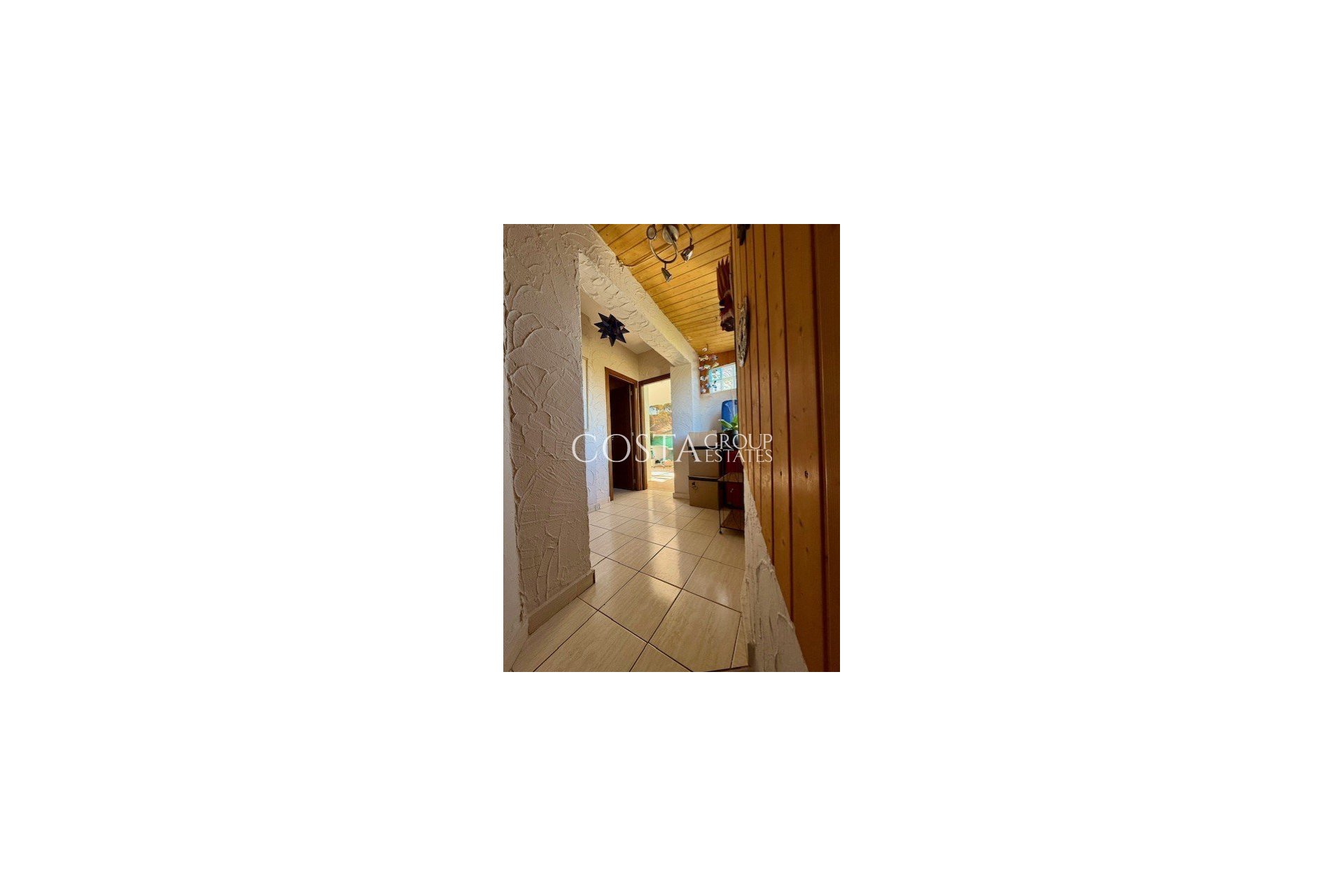 Herverkoop - Villa -
Orihuela Costa