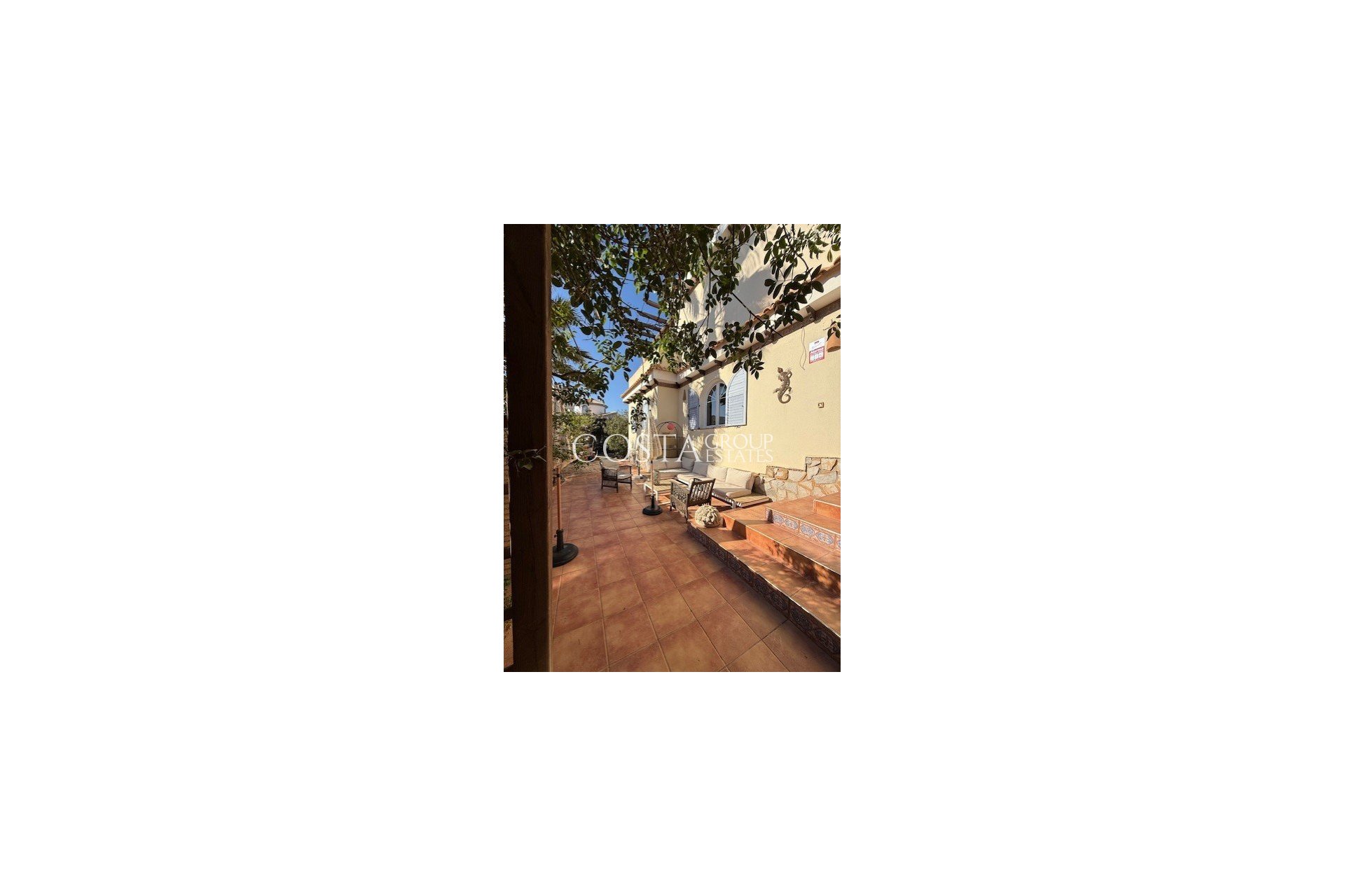 Herverkoop - Villa -
Orihuela Costa