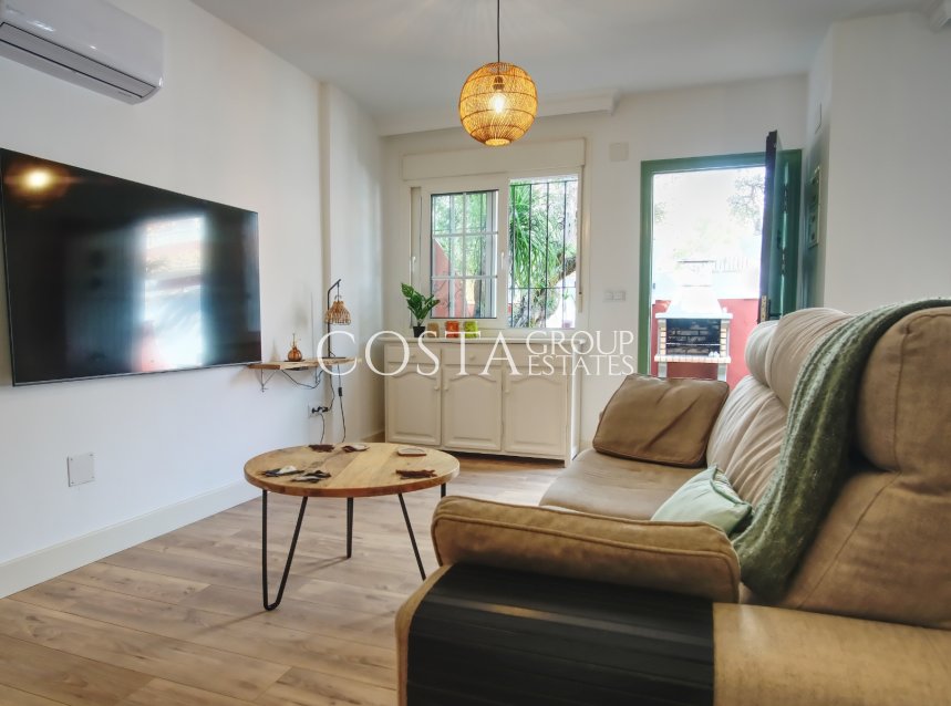 Herverkoop - Villa -
Orihuela Costa