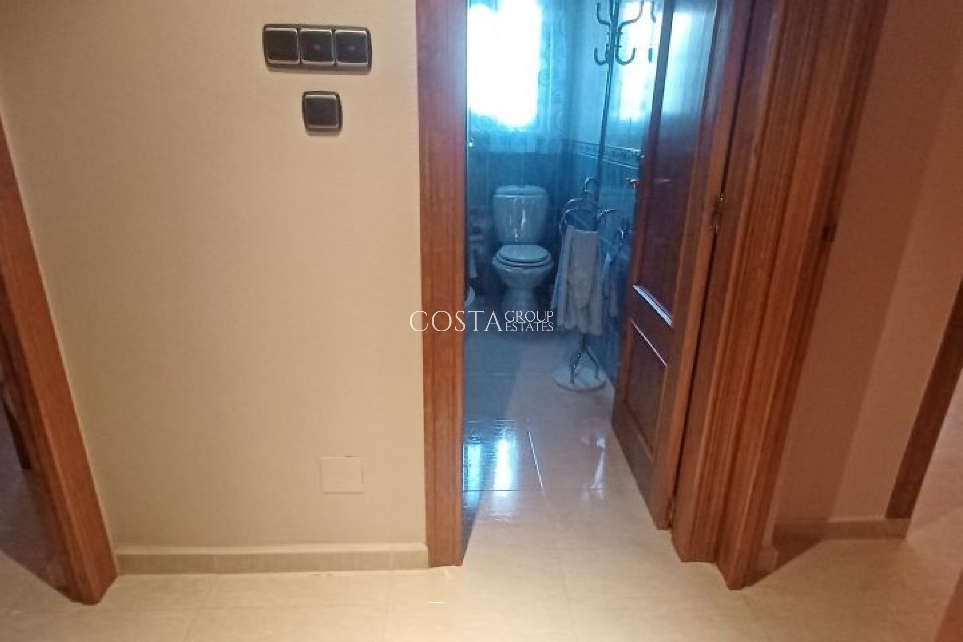 Herverkoop - Villa -
Orihuela Costa