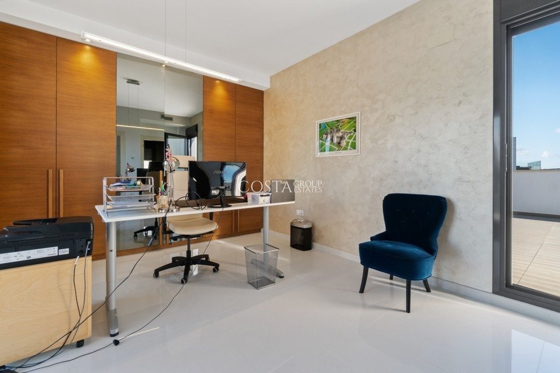 Herverkoop - Villa -
Orihuela Costa