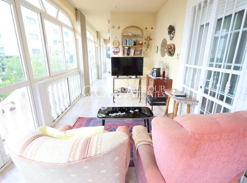 Herverkoop - Villa -
Orihuela Costa