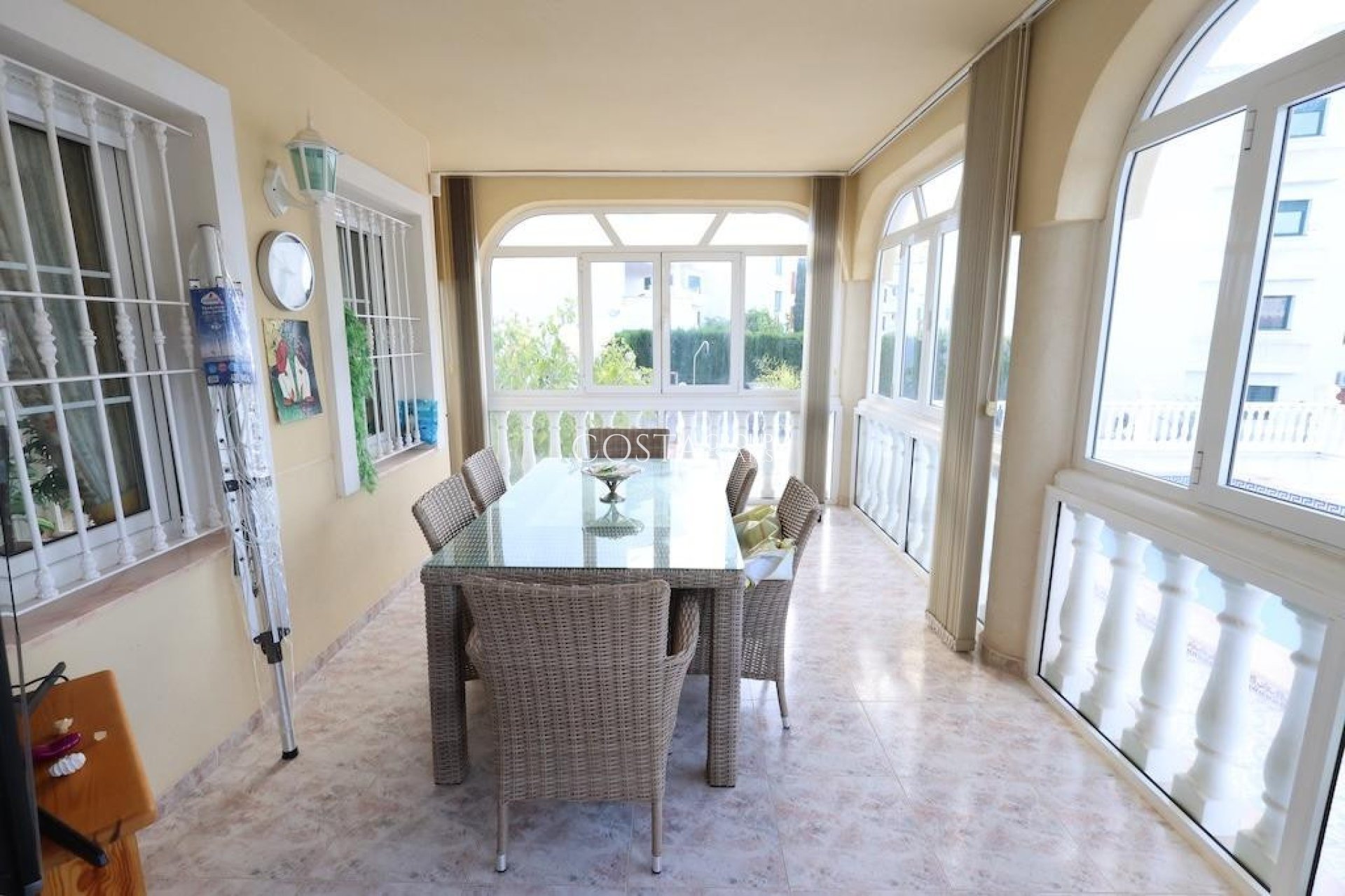 Herverkoop - Villa -
Orihuela Costa