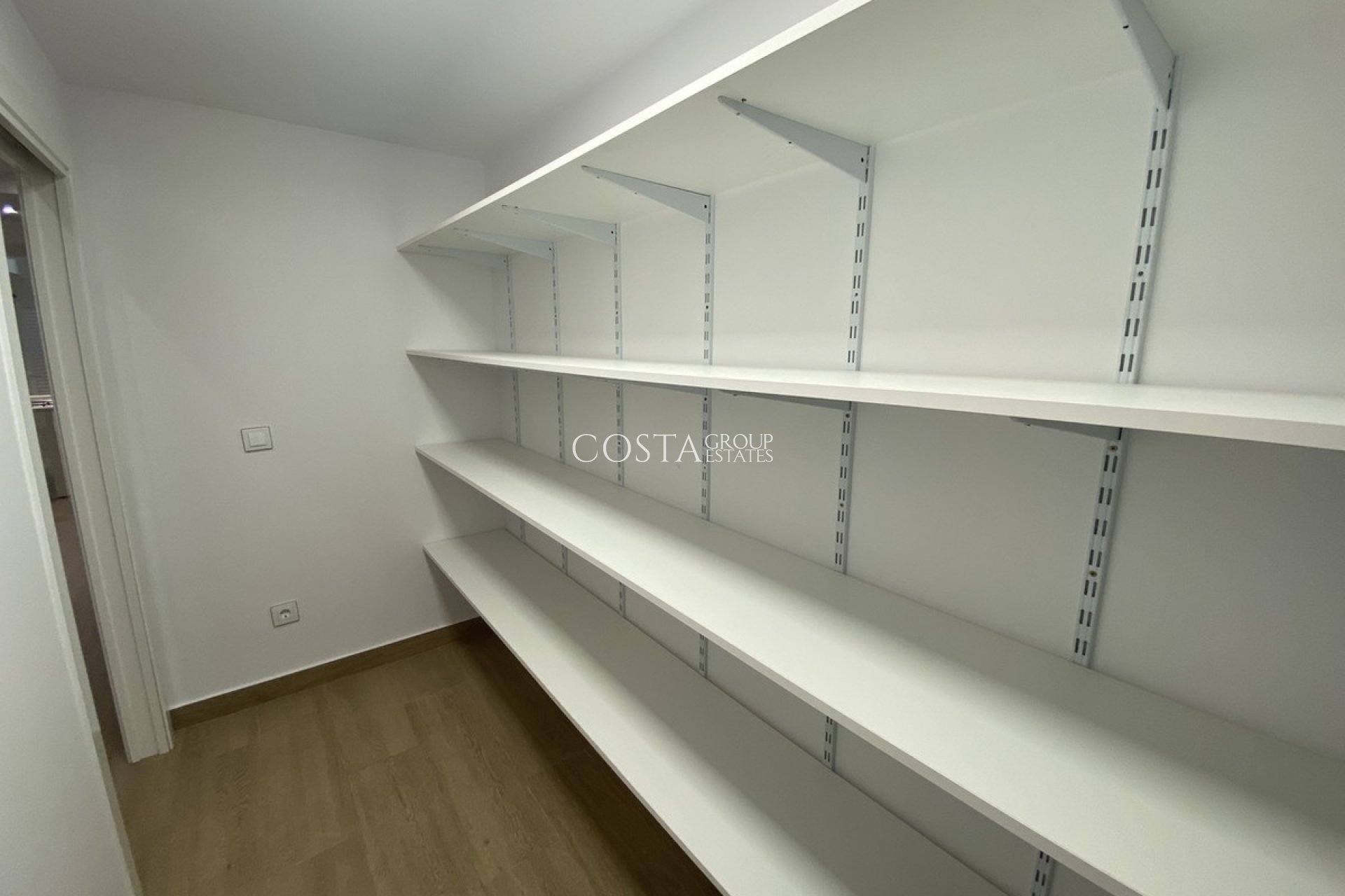 Herverkoop - Villa -
Orihuela - Dehesa de Campoamor