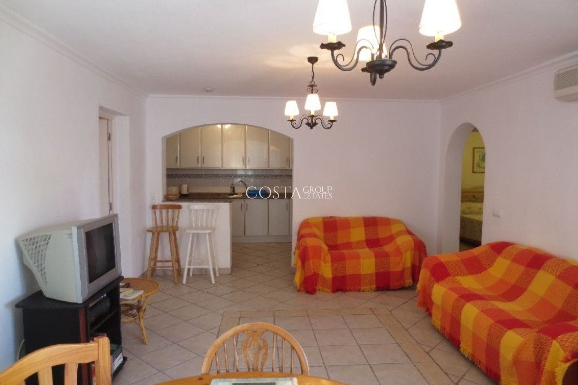 Herverkoop - Villa -
Orihuela - El Galan