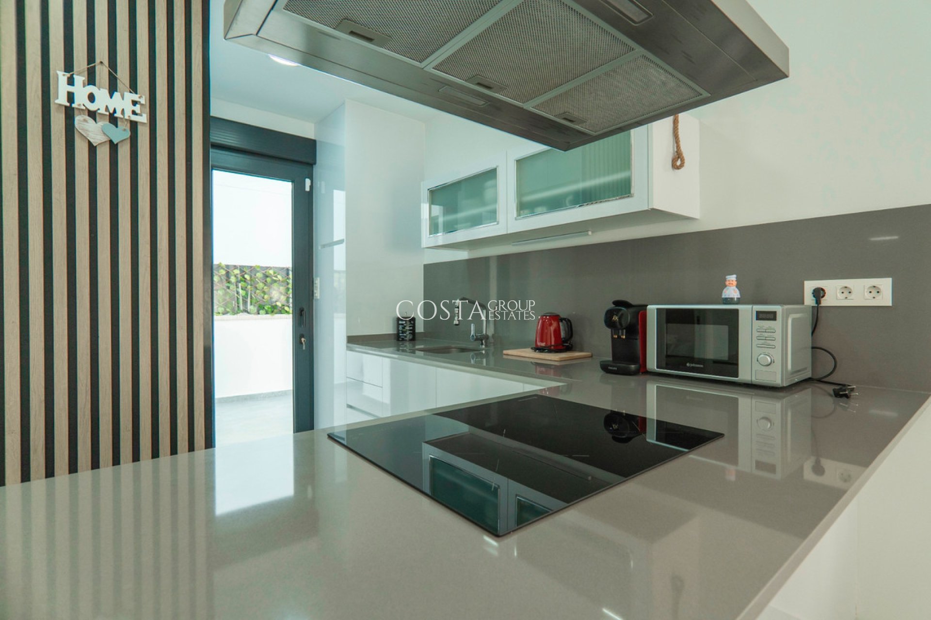 Herverkoop - Villa -
Orihuela - La Florida