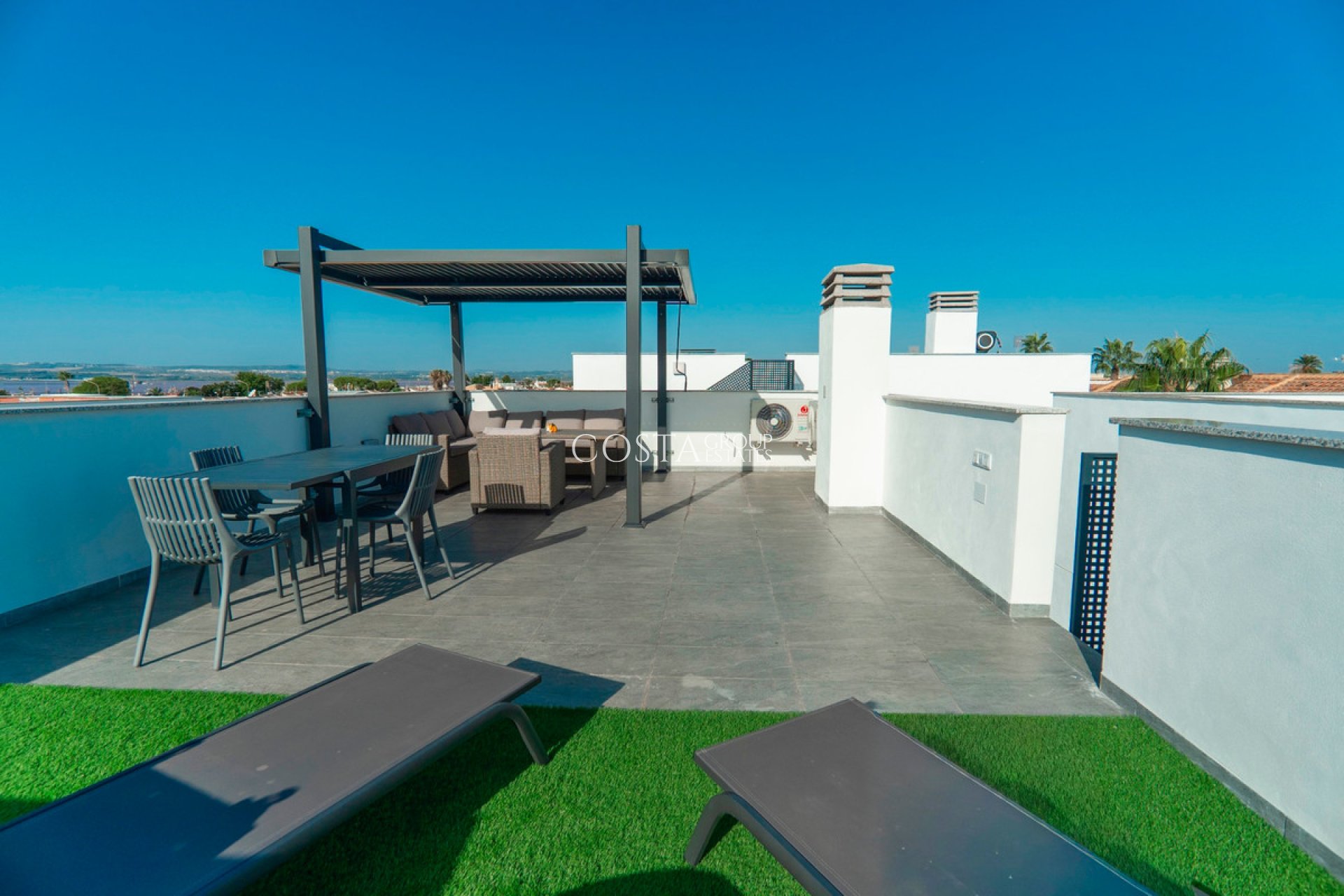 Herverkoop - Villa -
Orihuela - La Florida