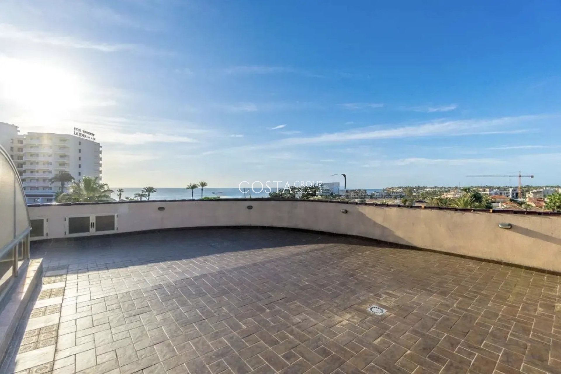 Herverkoop - Villa -
Orihuela - La Zenia