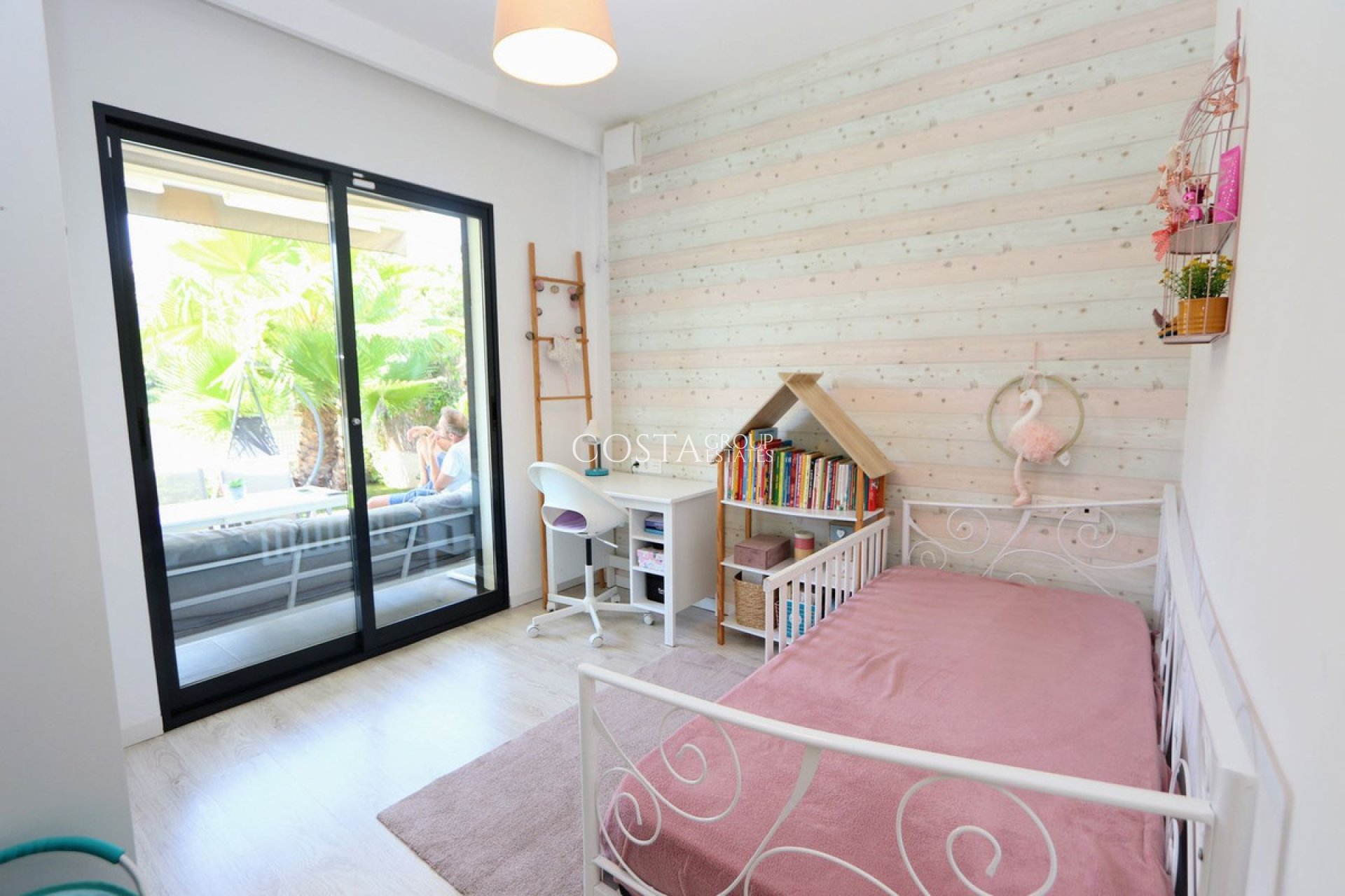 Herverkoop - Villa -
Orihuela - La Zenia