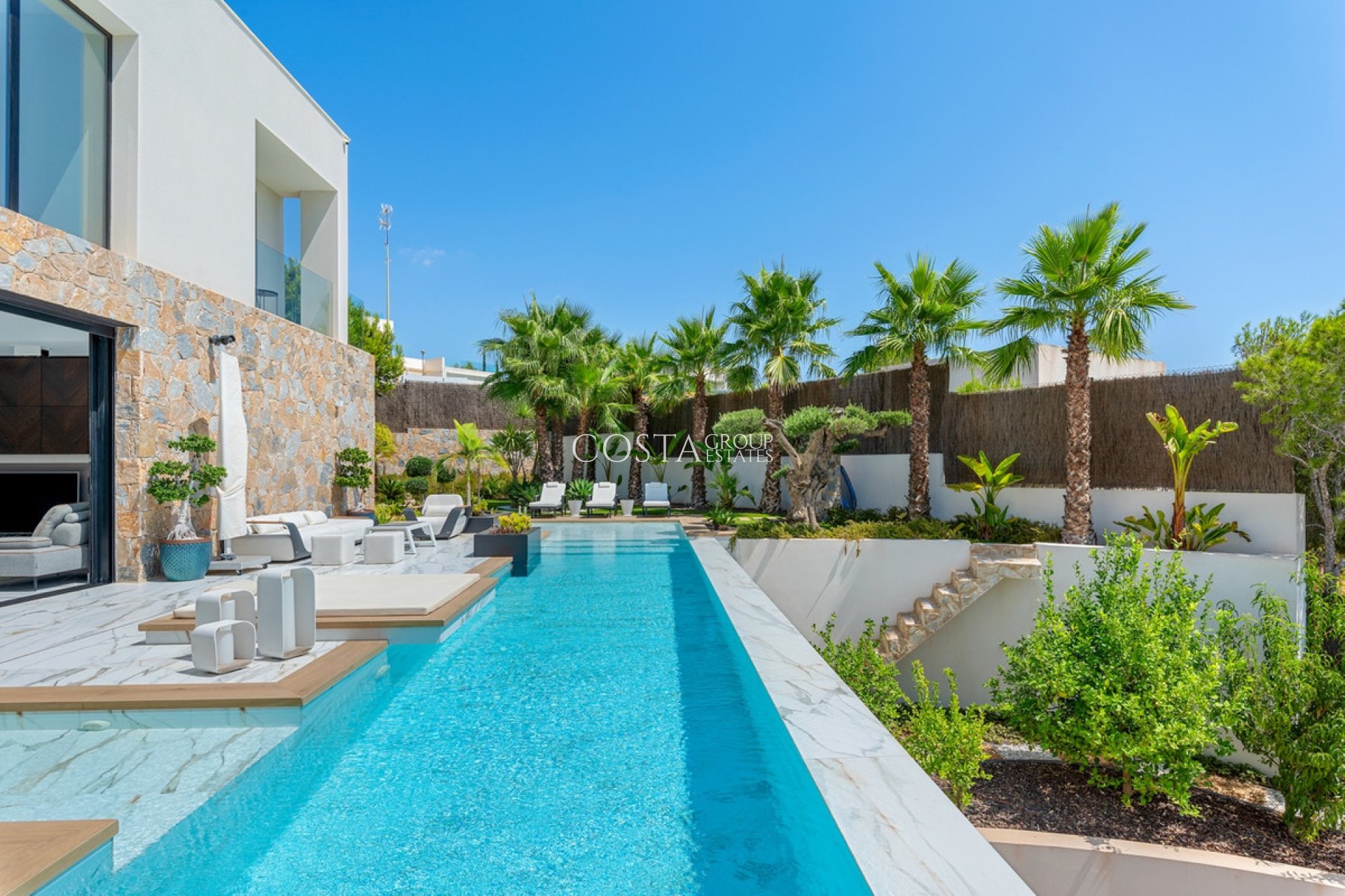 Herverkoop - Villa -
Orihuela - Las Colinas Golf