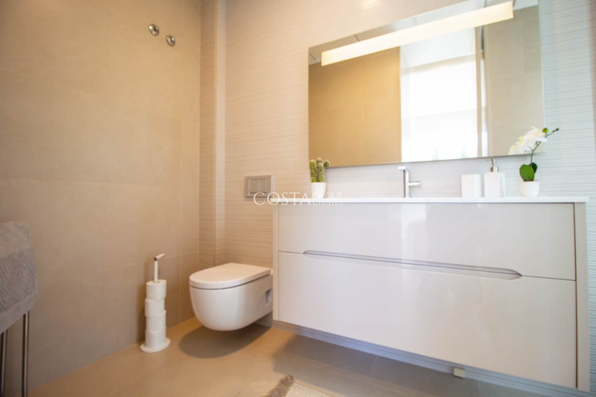 Herverkoop - Villa -
Orihuela - Las Colinas Golf