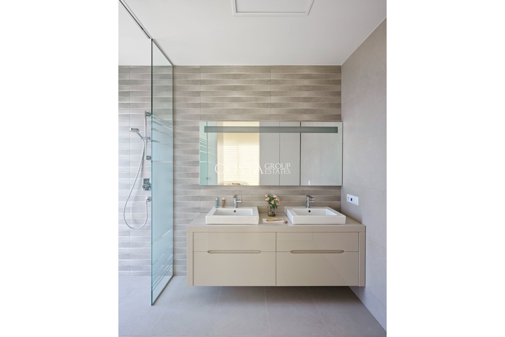 Herverkoop - Villa -
Orihuela - Las Colinas Golf