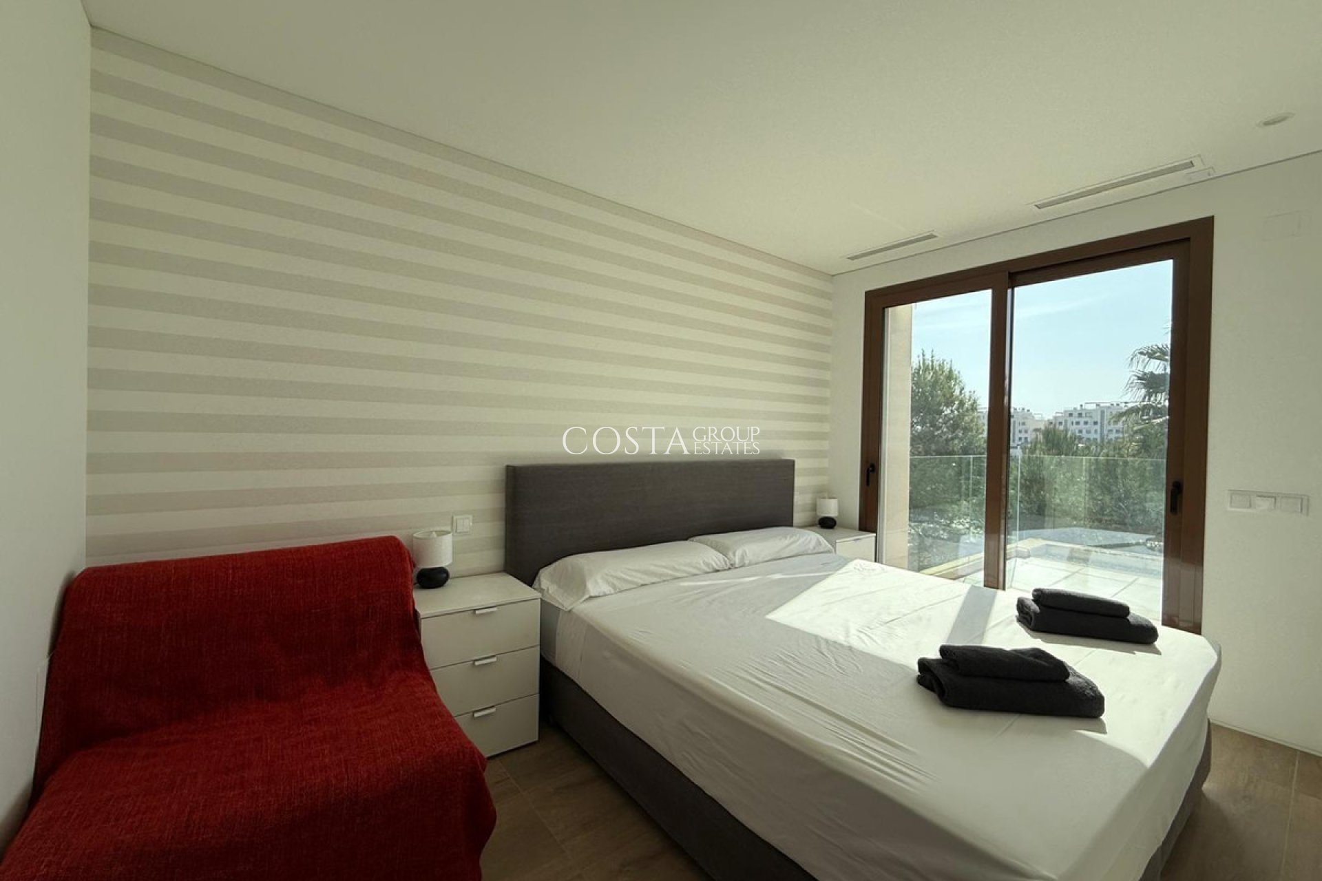 Herverkoop - Villa -
Orihuela - Las Colinas Golf