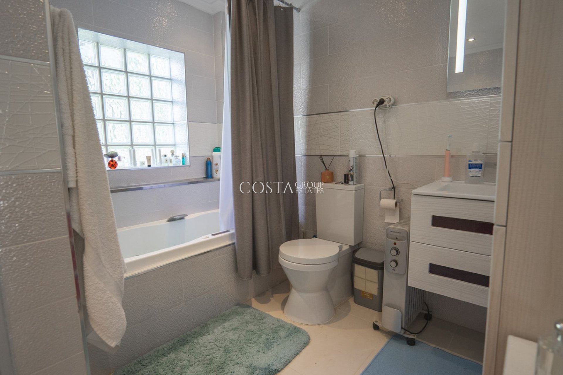 Herverkoop - Villa -
Orihuela - Las Ramblas Golf