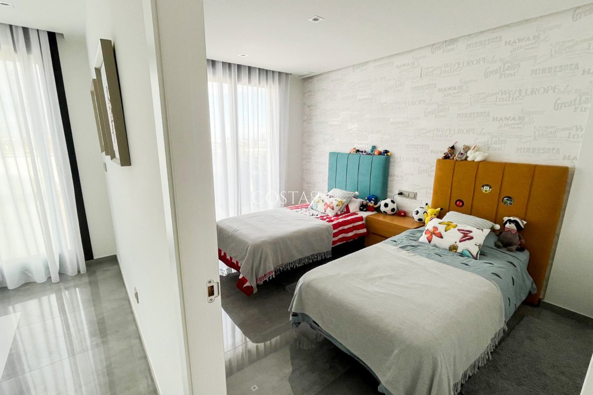 Herverkoop - Villa -
Orihuela - Los Altos