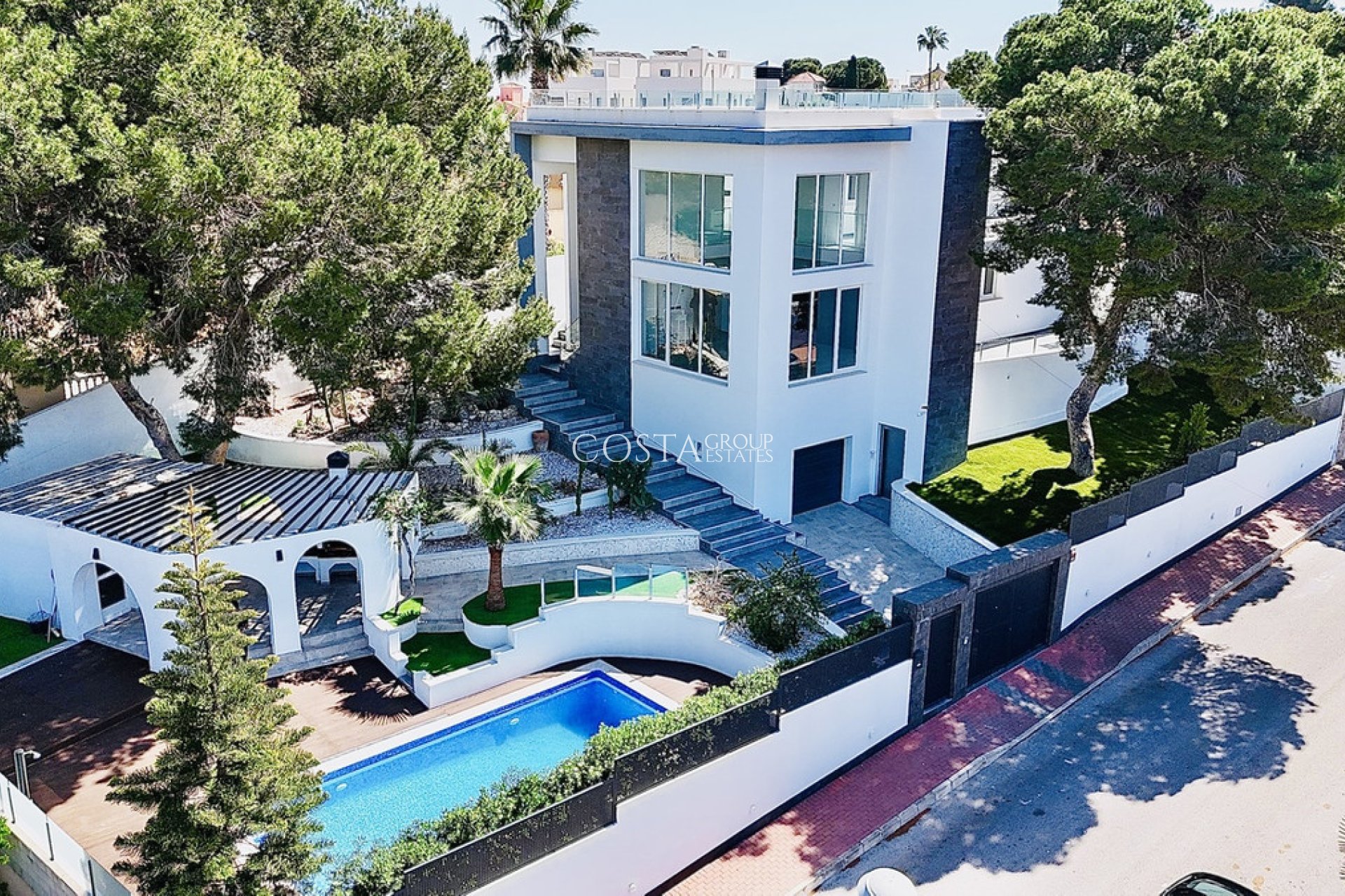Herverkoop - Villa -
Orihuela - Los Balcones