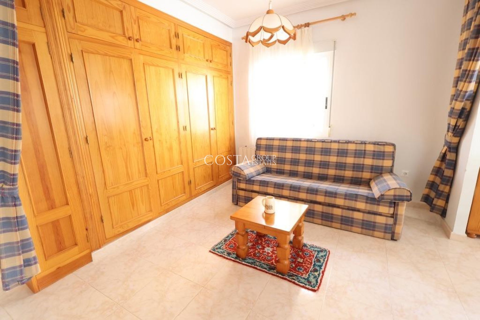 Herverkoop - Villa -
Orihuela - Los Balcones