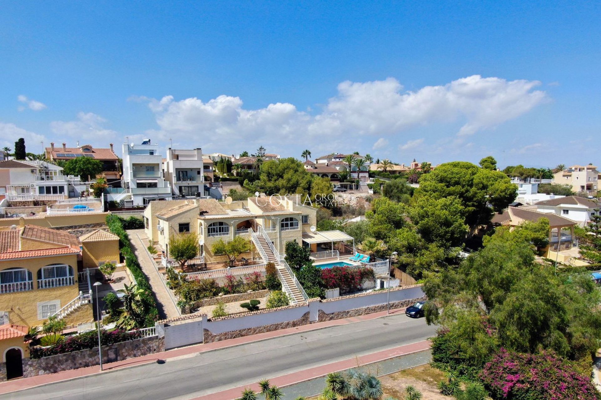 Herverkoop - Villa -
Orihuela - Los Balcones