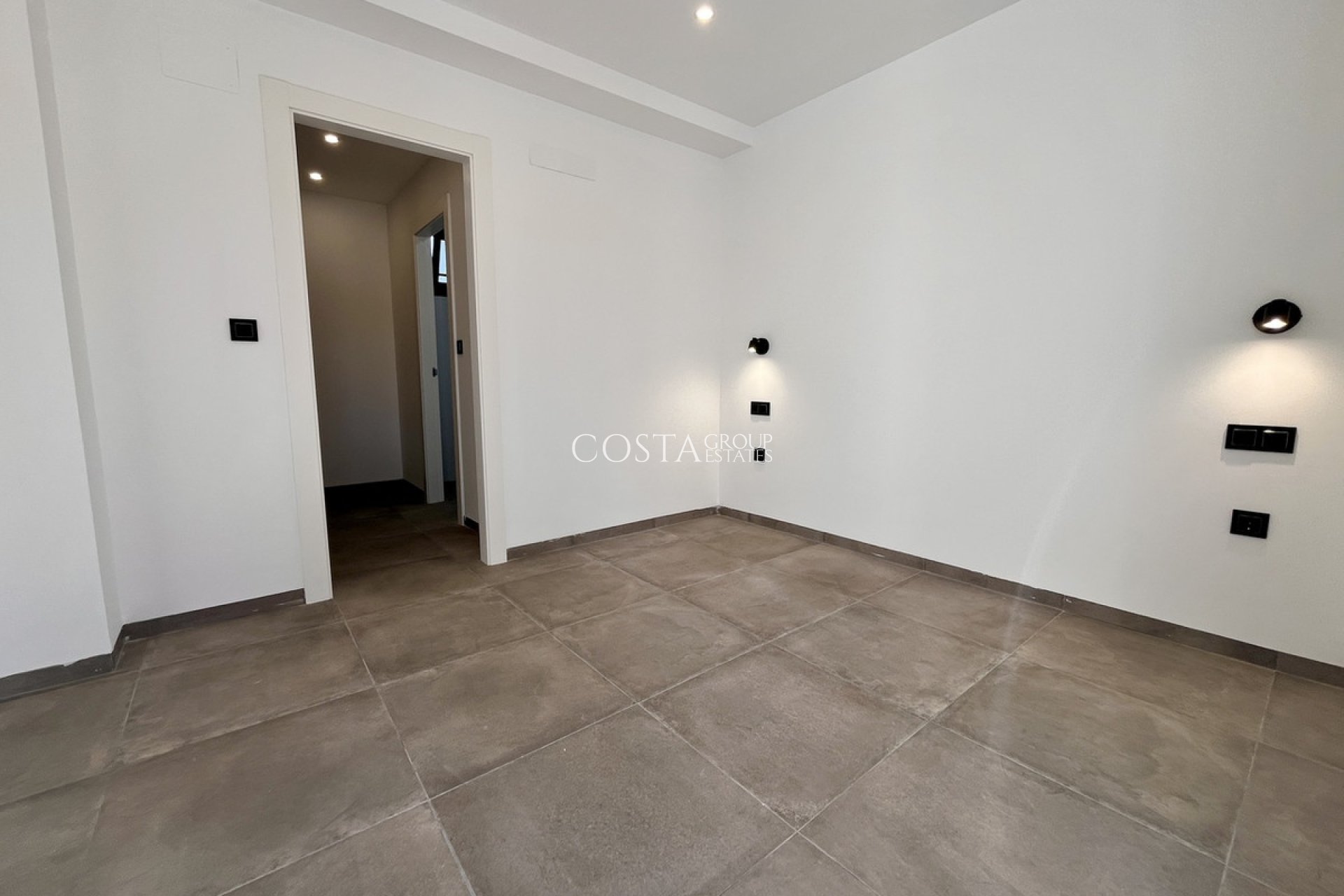 Herverkoop - Villa -
Orihuela - Los Balcones