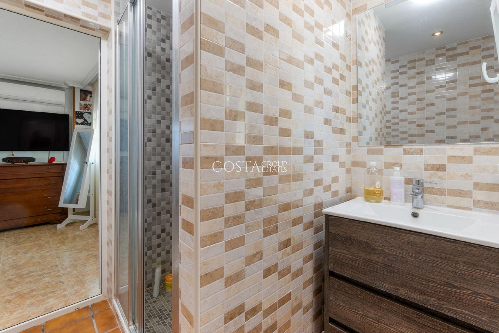 Herverkoop - Villa -
Orihuela - Los Balcones