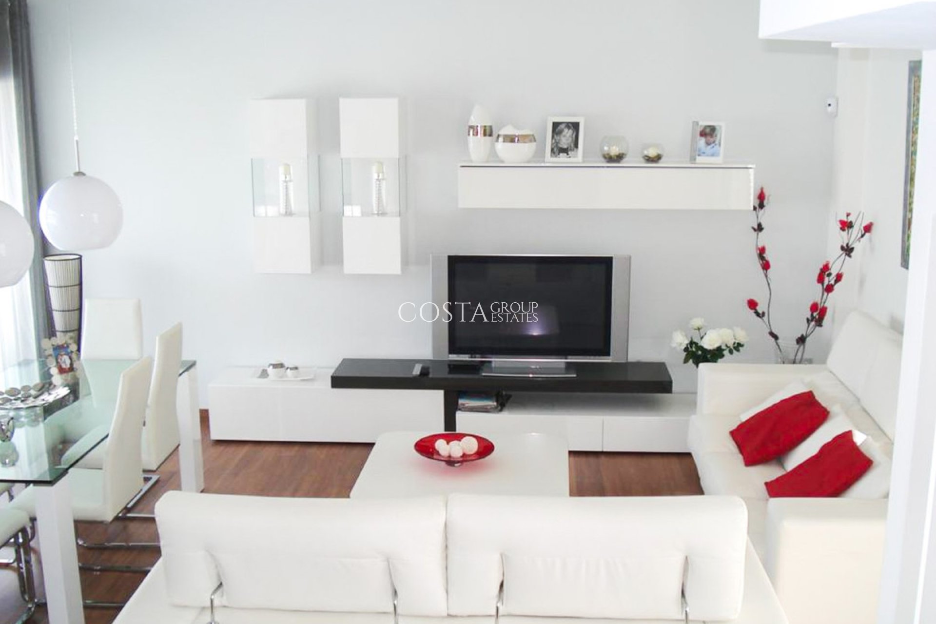 Herverkoop - Villa -
Orihuela - Mil Palmeras