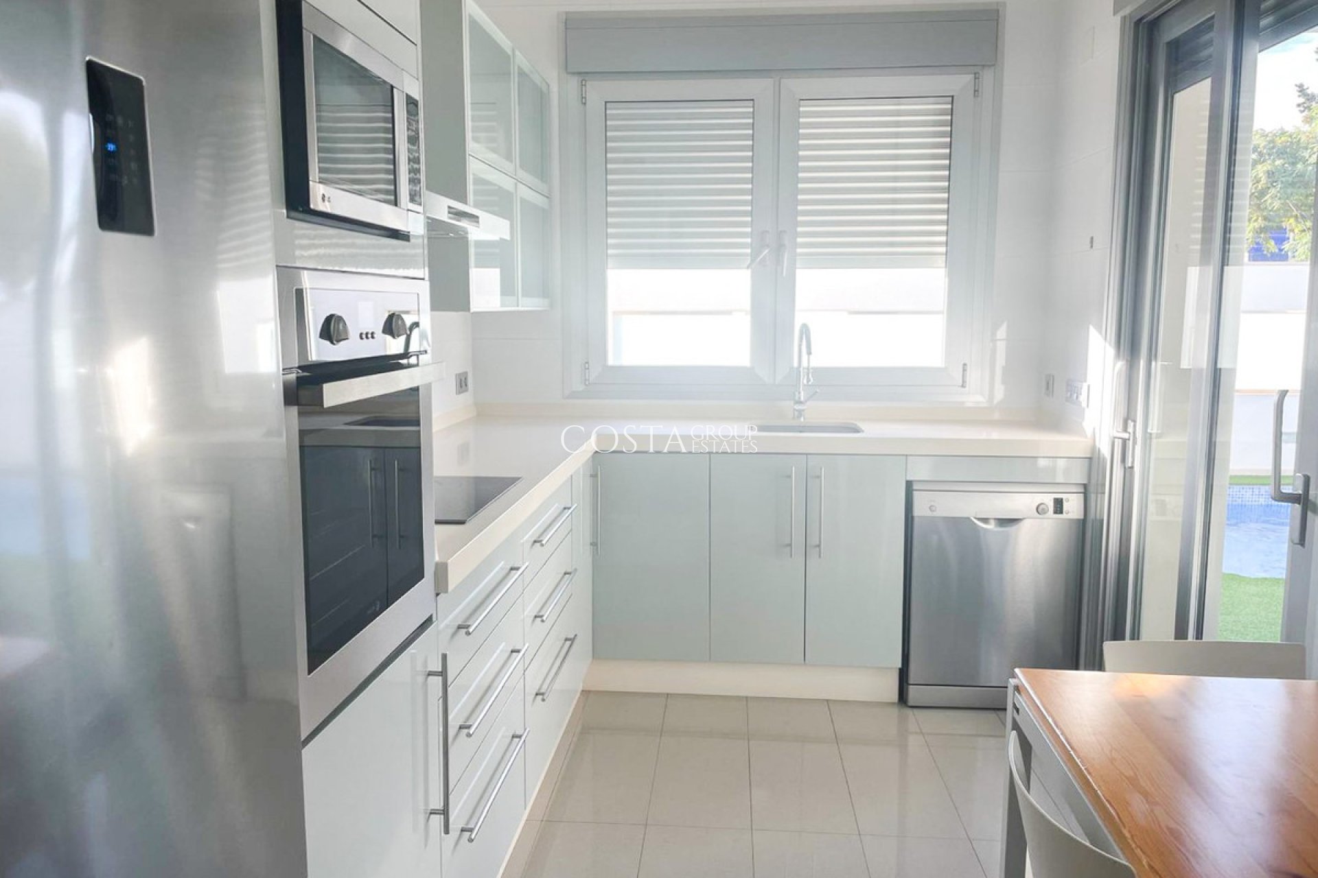 Herverkoop - Villa -
Orihuela - Mil Palmeras