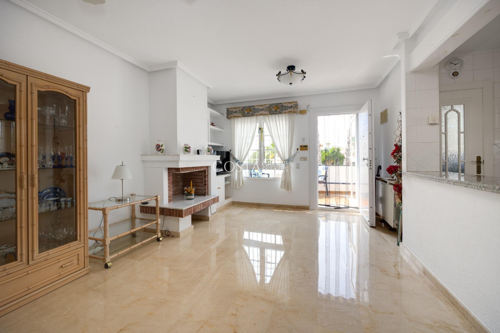 Herverkoop - Villa -
Orihuela - Orihuela Costa