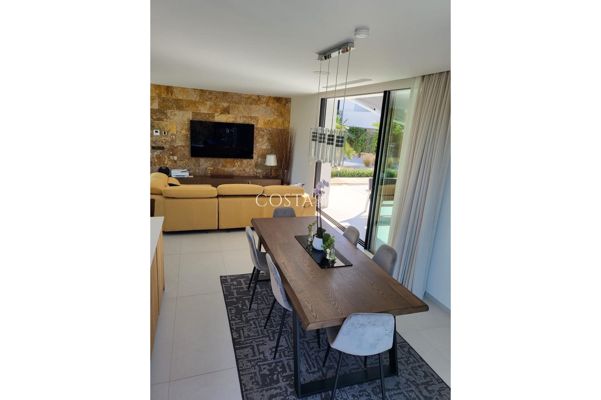 Herverkoop - Villa -
Orihuela - Orihuela Costa