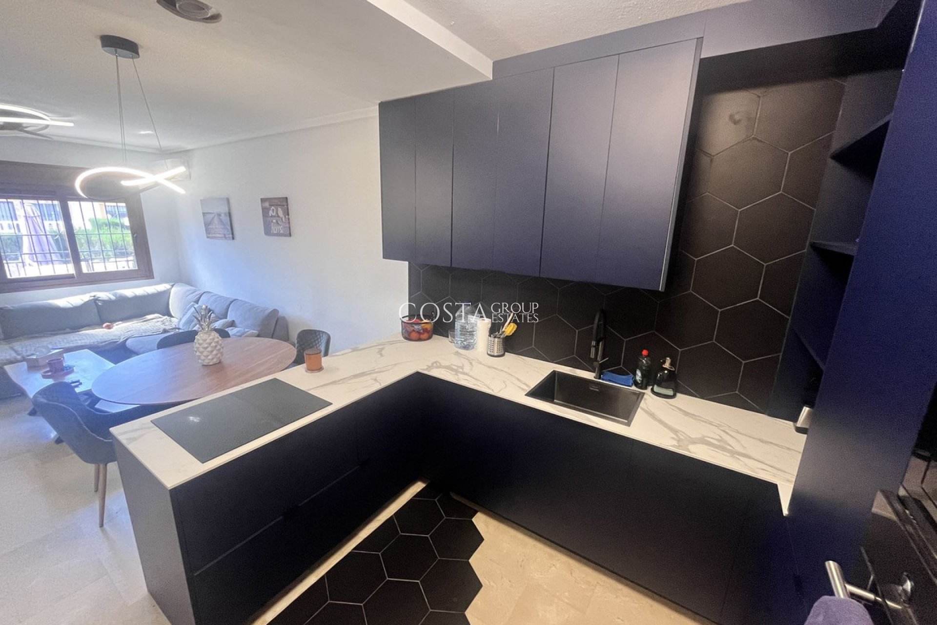 Herverkoop - Villa -
Orihuela - Orihuela Costa