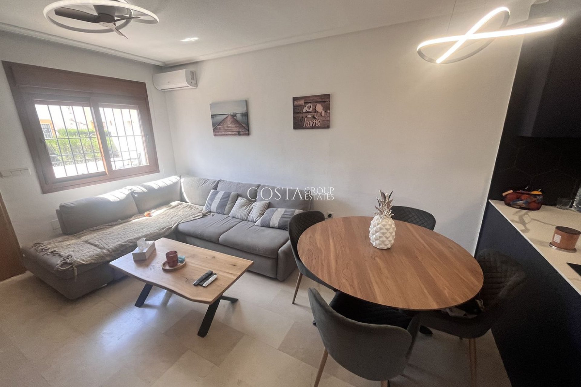 Herverkoop - Villa -
Orihuela - Orihuela Costa