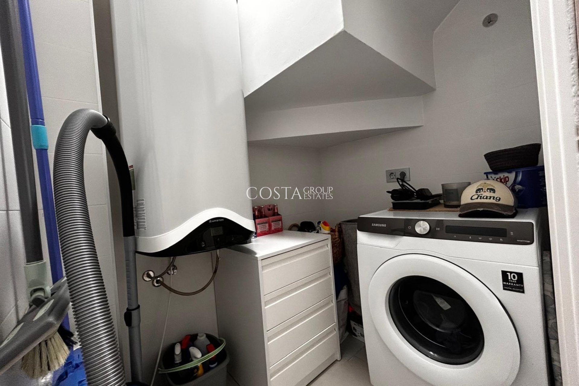 Herverkoop - Villa -
Orihuela - Orihuela Costa