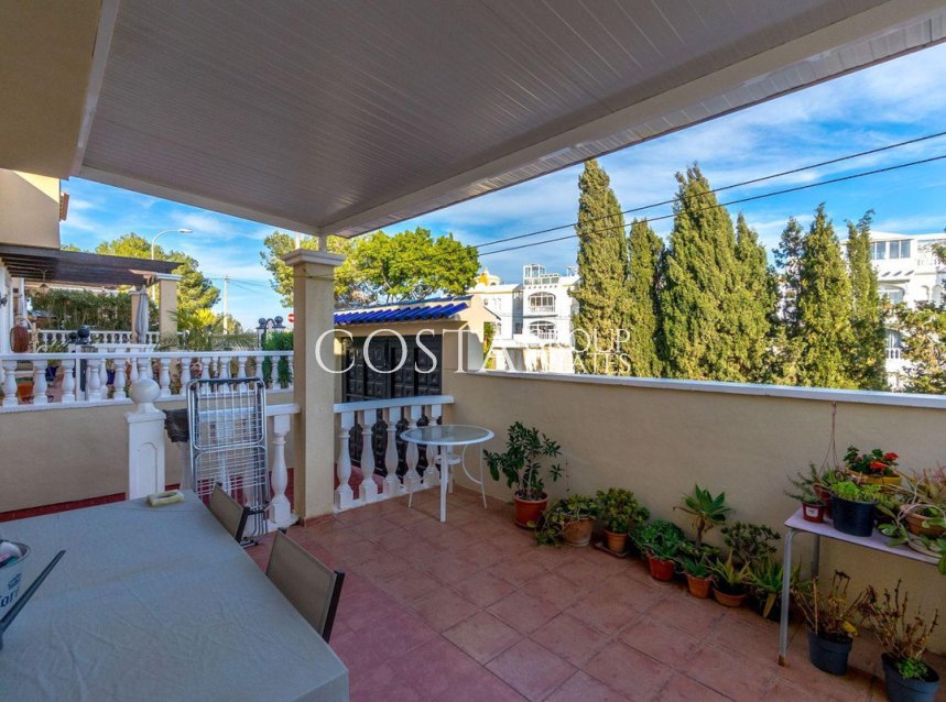 Herverkoop - Villa -
Orihuela - Orihuela Costa