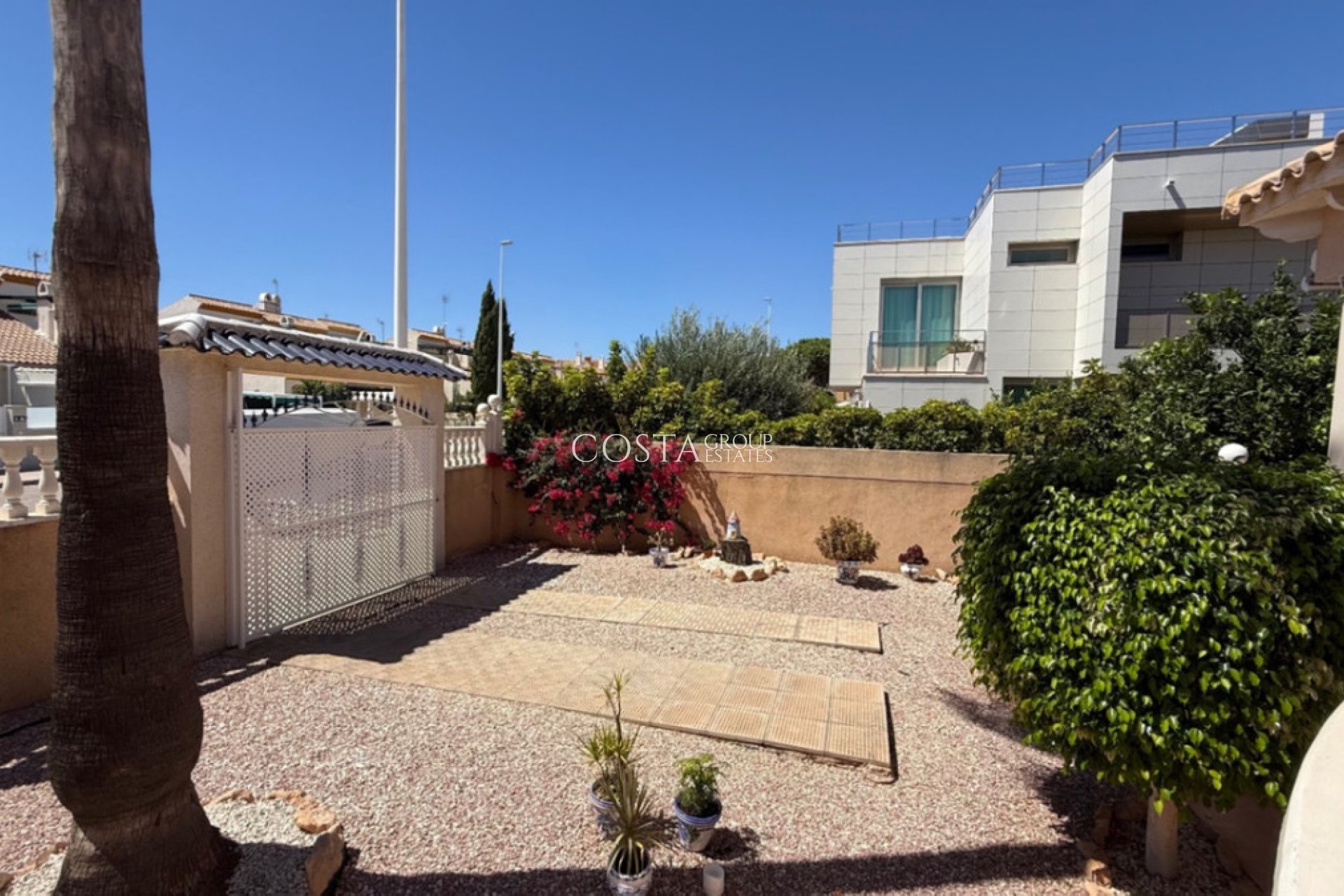 Herverkoop - Villa -
Orihuela - Orihuela Costa