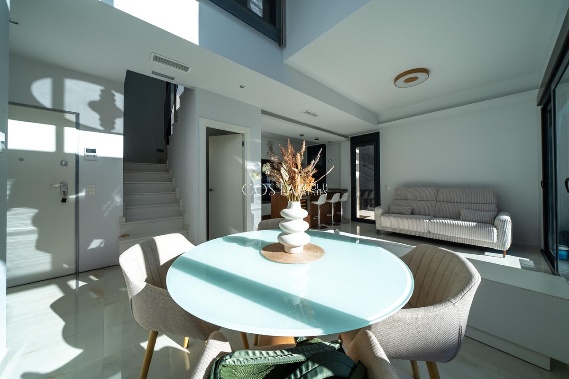 Herverkoop - Villa -
Orihuela - Orihuela Costa