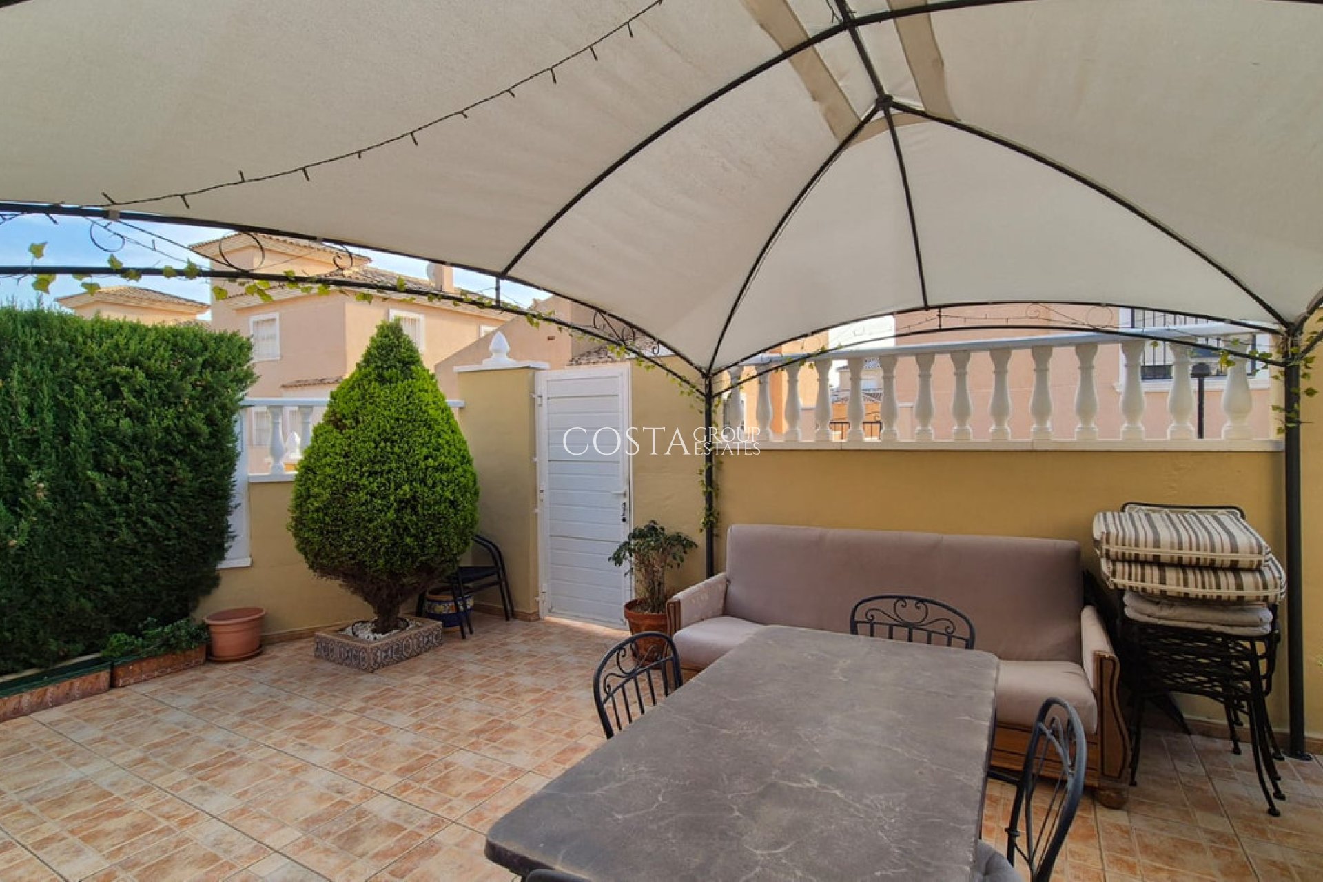 Herverkoop - Villa -
Orihuela - Orihuela Costa