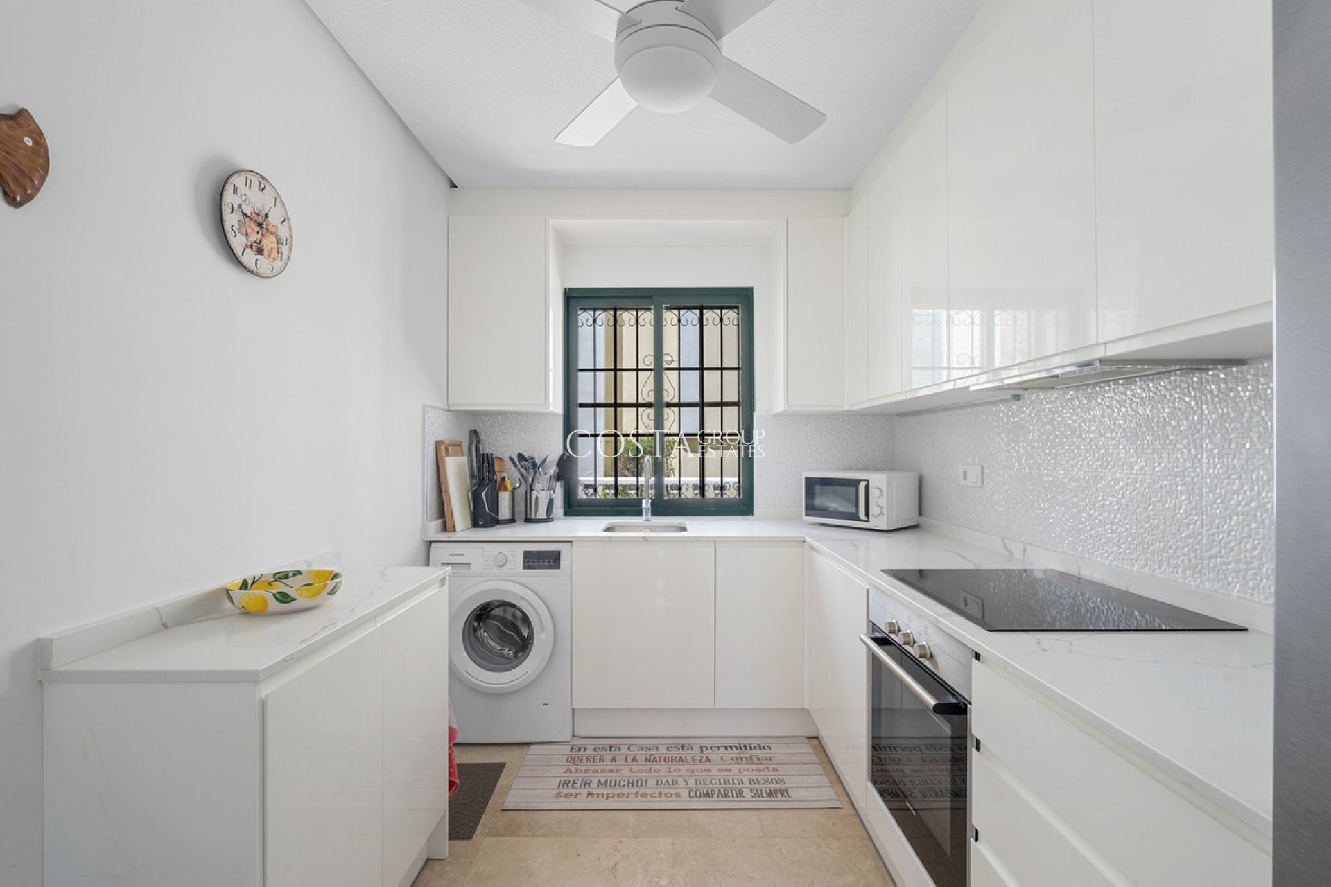 Herverkoop - Villa -
Orihuela - Orihuela Costa