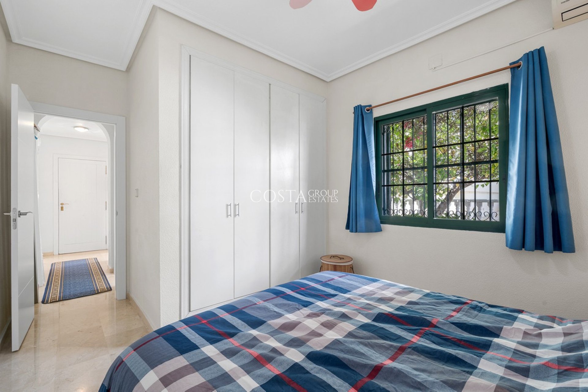 Herverkoop - Villa -
Orihuela - Orihuela Costa