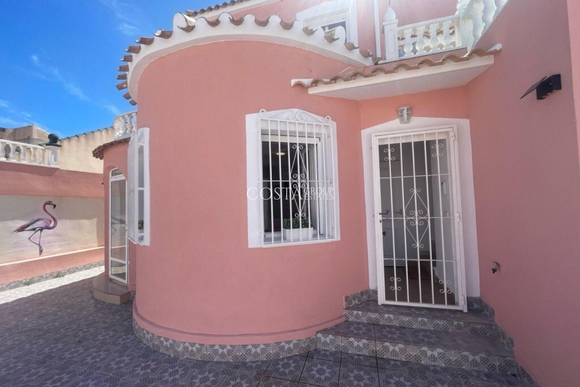 Herverkoop - Villa -
Orihuela - Playa Flamenca