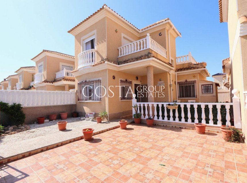 Herverkoop - Villa -
Orihuela - Playa Flamenca