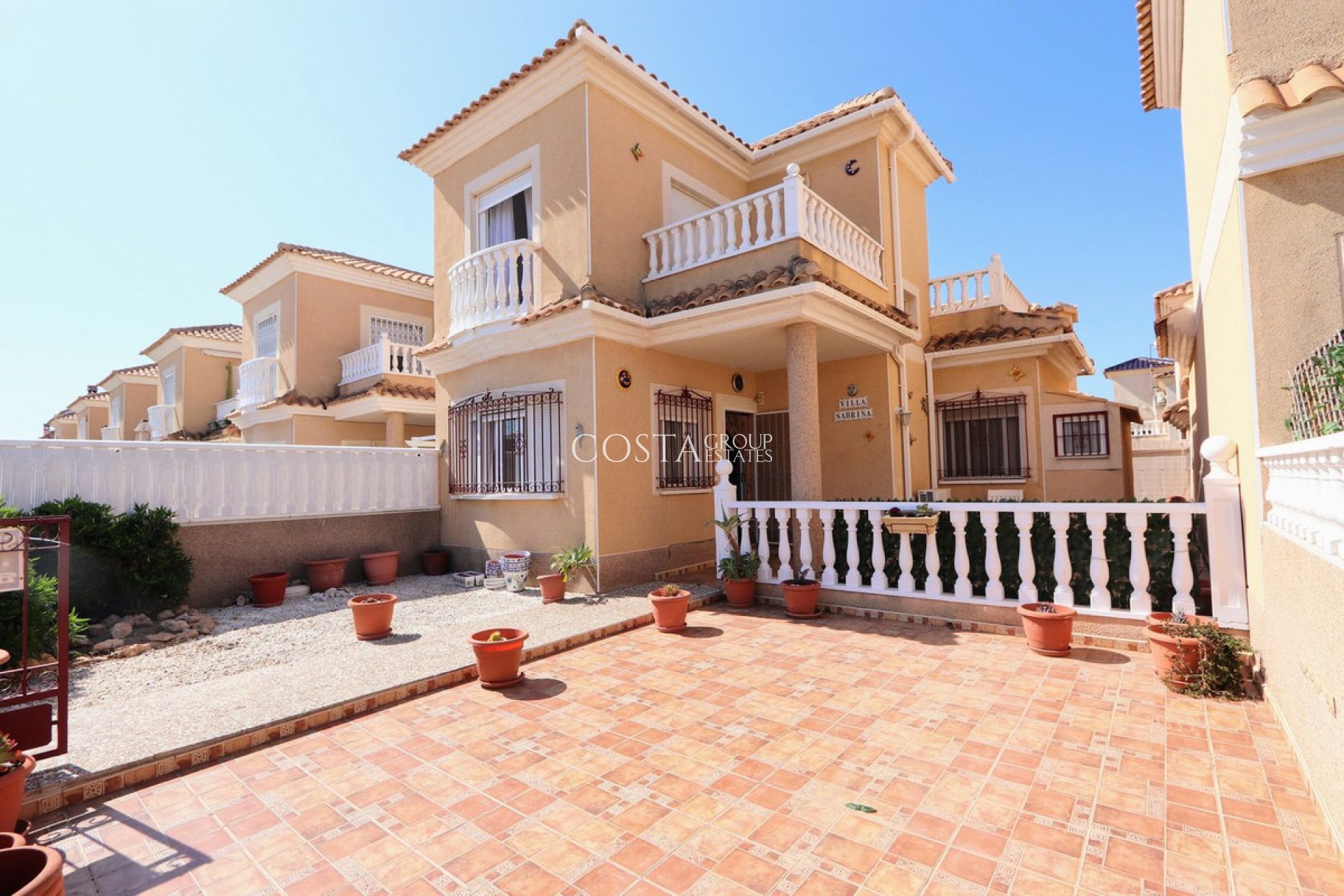 Herverkoop - Villa -
Orihuela - Playa Flamenca