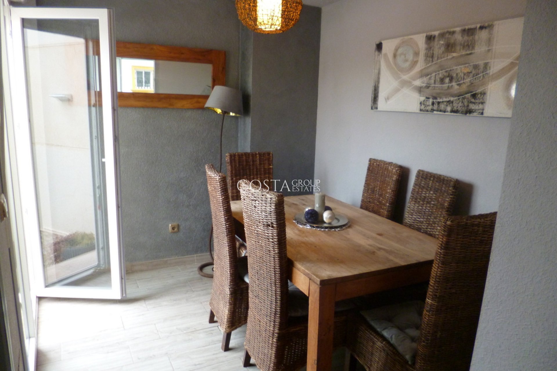 Herverkoop - Villa -
Orihuela - Playa Flamenca