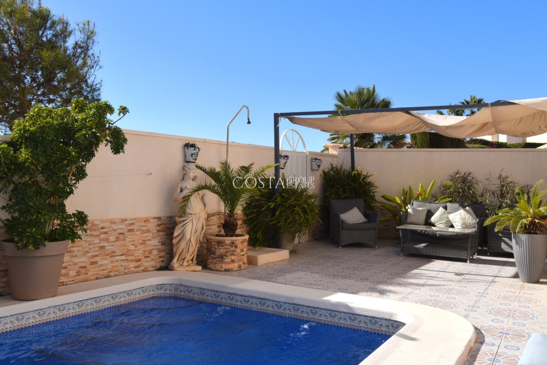 Herverkoop - Villa -
Orihuela - Playa Flamenca