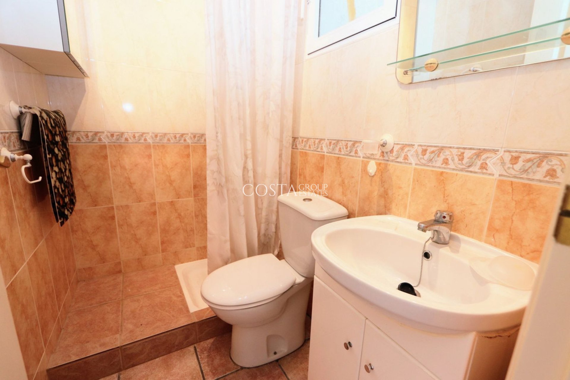 Herverkoop - Villa -
Orihuela - Playa Flamenca