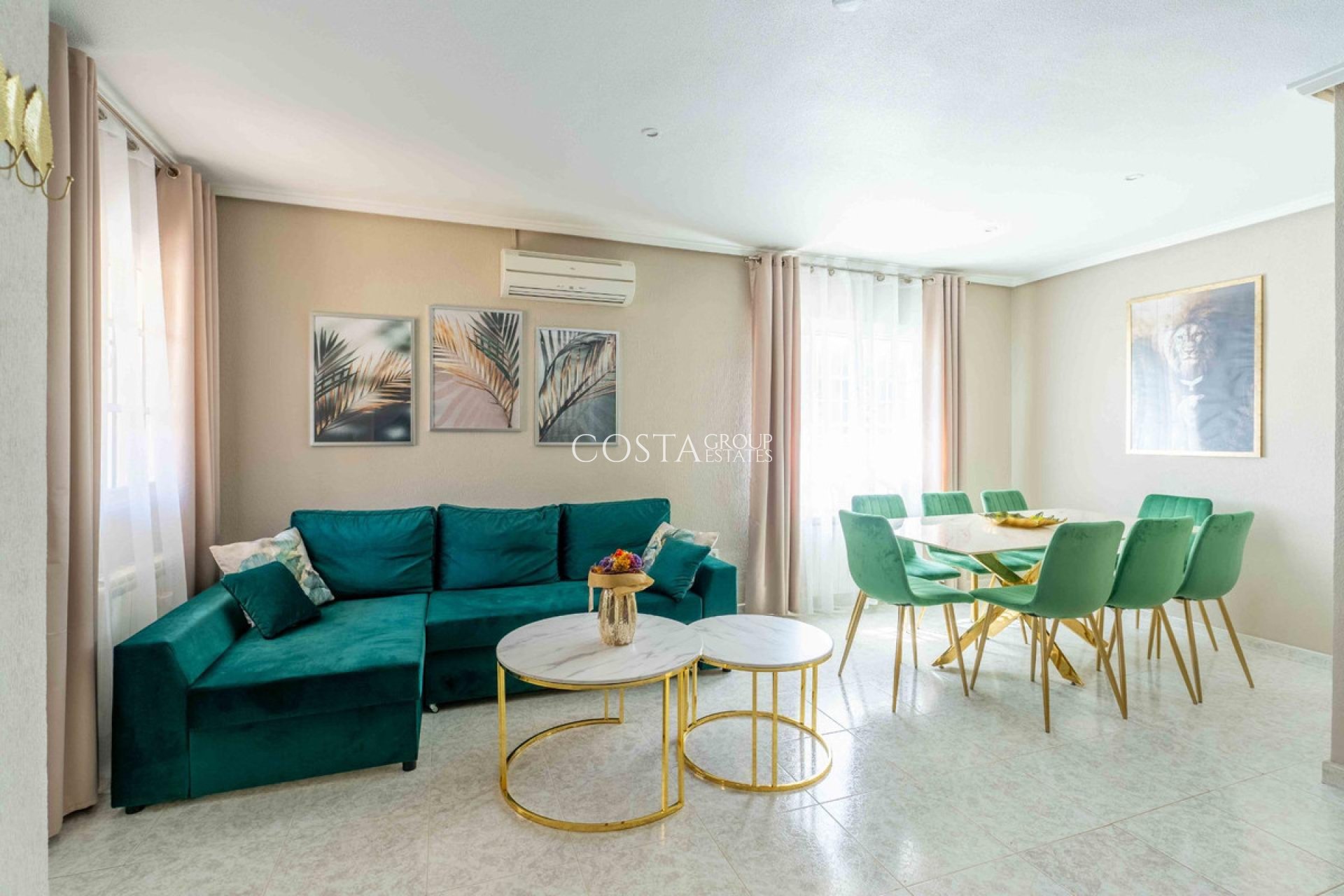 Herverkoop - Villa -
Orihuela - Punta Prima