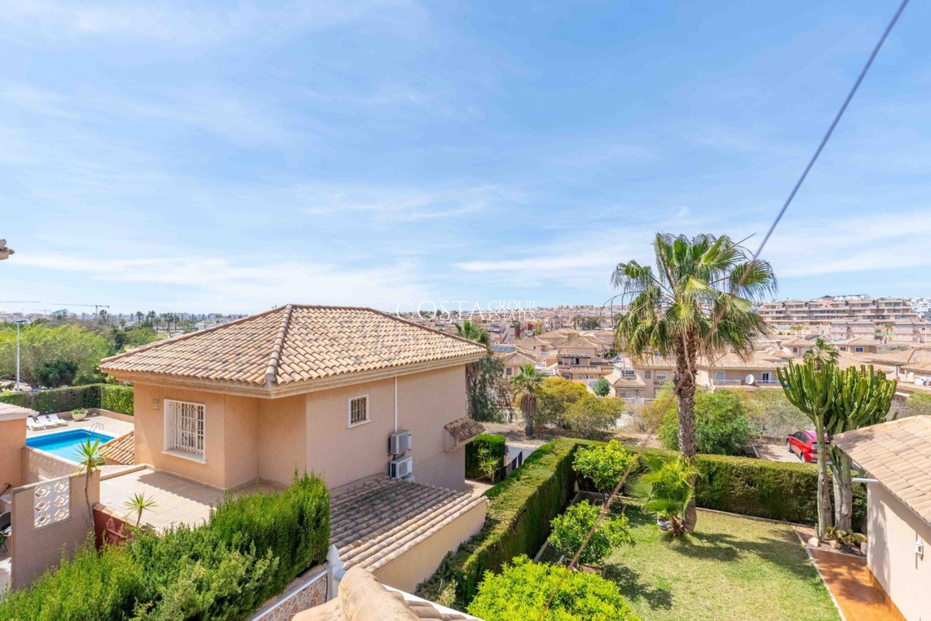 Herverkoop - Villa -
Orihuela - Punta Prima